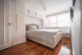 Superb Central Modern 3Bed 2Bath with Wifi, Trendy Fitzrovia W1 by Oxford Street Affable Informative Host